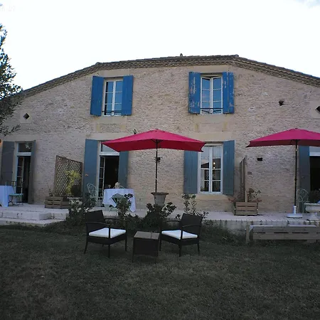 Проживание в семье De Lombreyra *