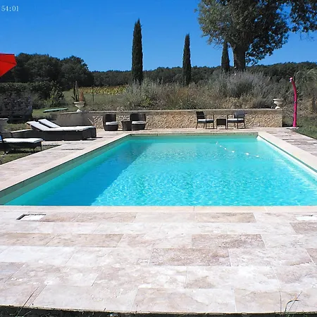 Проживание в семье De Lombreyra Massugas